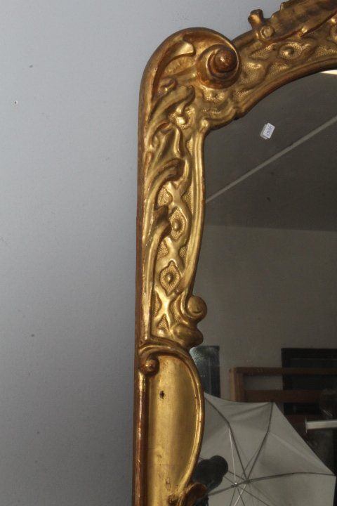 Paire de miroirs anciens Louis XVI 1750 en or pur. Dimensions 124 x 70 cm