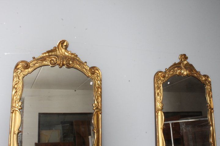 Paire de miroirs anciens Louis XVI 1750 en or pur. Dimensions 124 x 70 cm