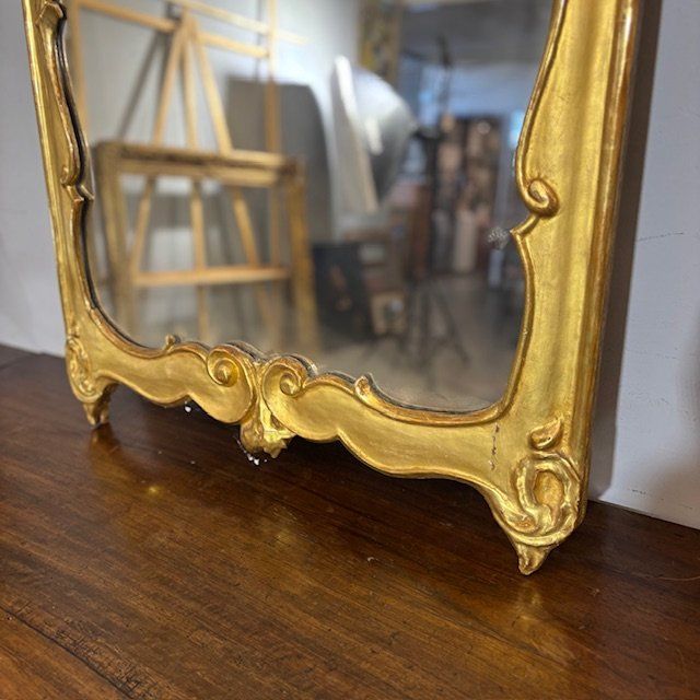Paire de miroirs anciens Louis XVI 1750 en or pur. Dimensions 124 x 70 cm