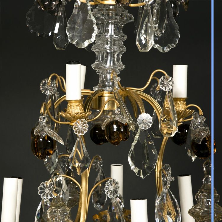 Lampadario a gabbia di frutta, cristallo molato e bronzo dorato, XIX secolo
