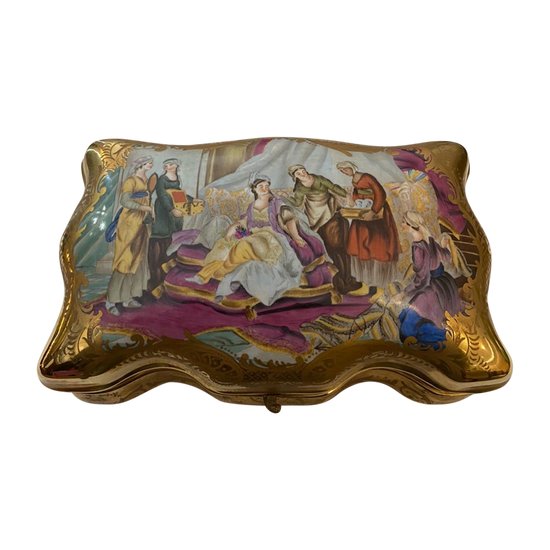 Very large German porcelain box