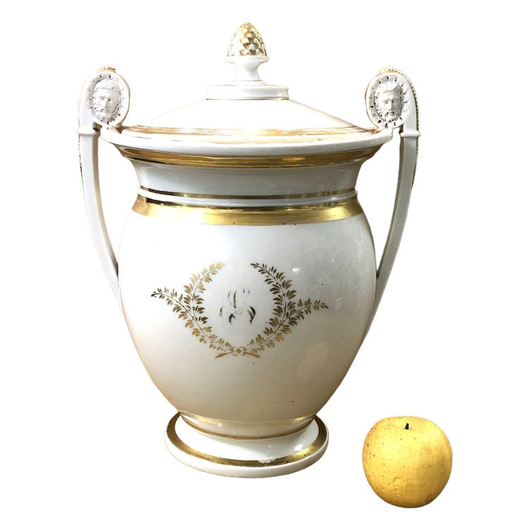 Antico dispenser in porcellana EMPIRE PARIS del XIX secolo