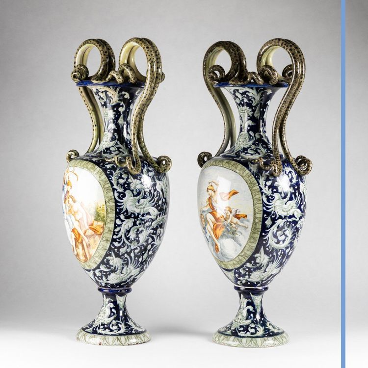 Paire de vases Italien en porcelaine, XIXe