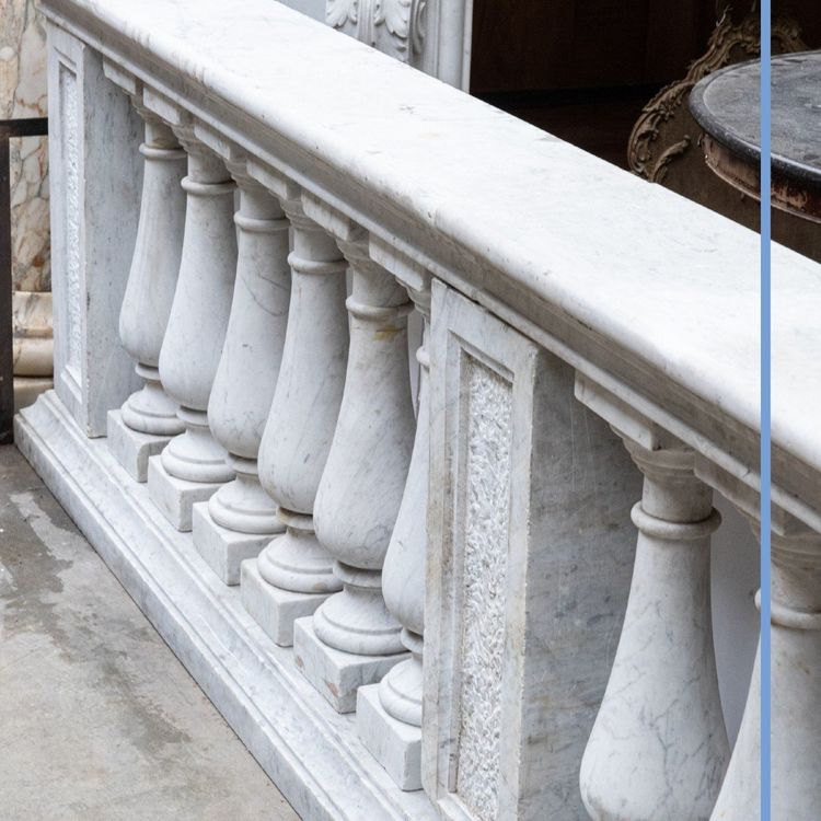 Paar Baluster aus Carrara-Marmor, XIX.