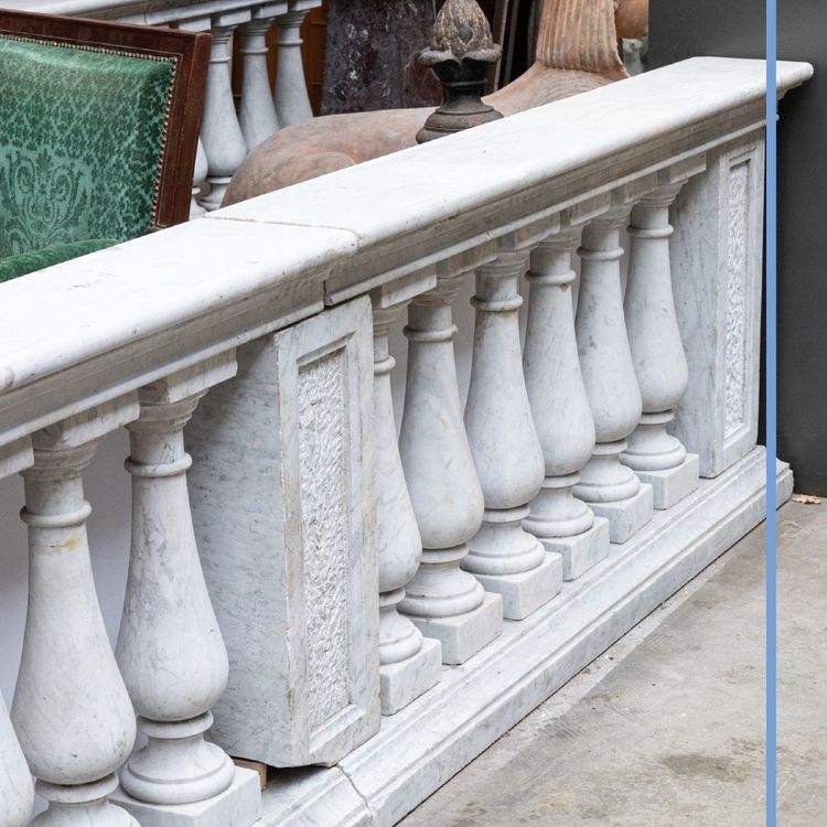 Paar Baluster aus Carrara-Marmor, XIX.
