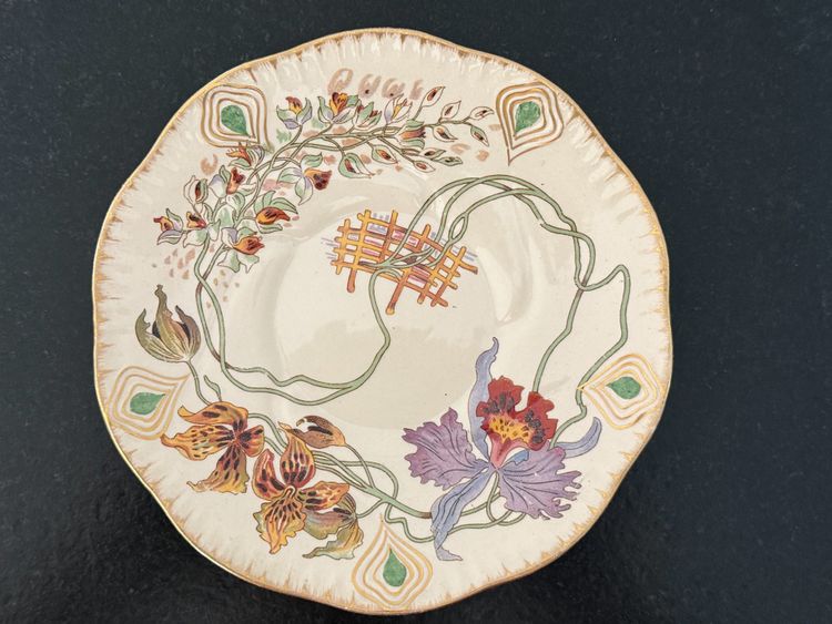 RARE et JOLIE Sarreguemines decor Orchids, Tea cup and saucer (4)