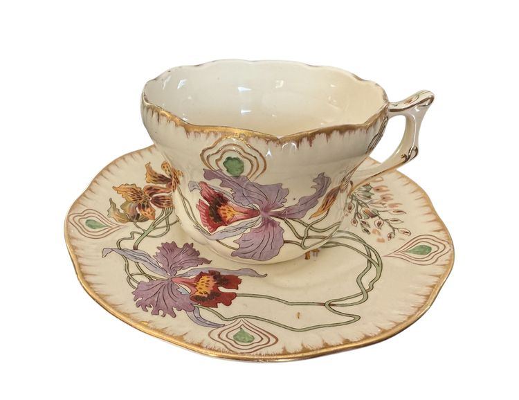 RARE and MAGNIFICENT Sarreguemines decorated with Orchids, Tea cup and saucer (2)