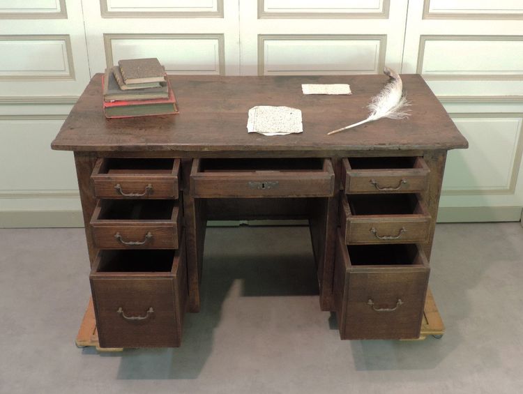Cassettone da scrivania Luigi XIII di Normandia