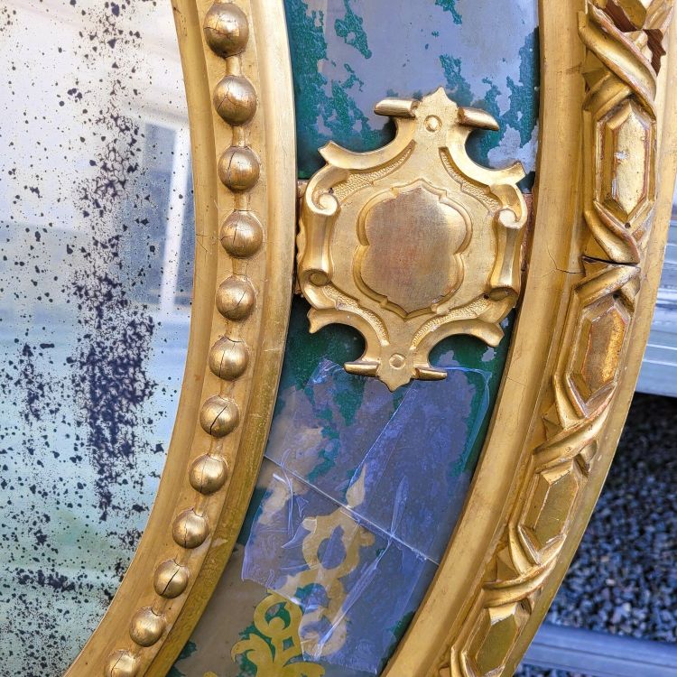 Large oval mirror in gilded wood, Napoleon III, 19th century