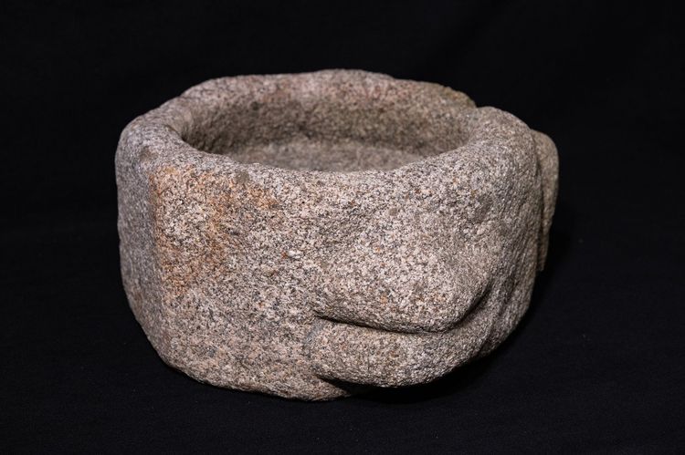 Bénitier En Granit