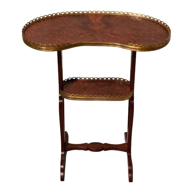 Table De Forme Dite "rognon" (kidney-shaped table)