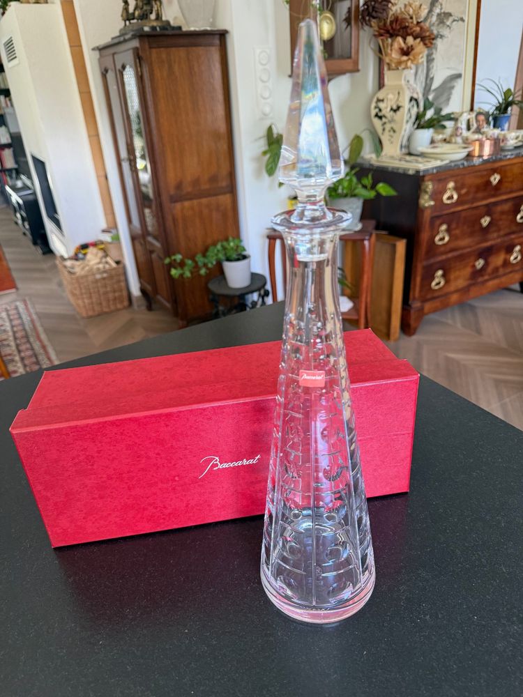 Magnificent Baccarat conical crystal wine decanter