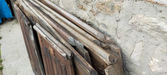 Beau Lot De Boiseries Basses d'Escalier A Plis De Serviette Boiserie