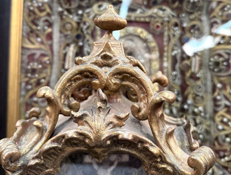 Baroque Reliquary in gilded wood - Crucifix under glass - 18th century