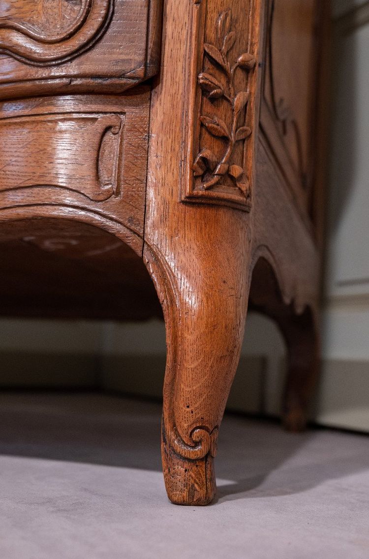 Commode d'Entre Deux En Chêne XIXème Siècle