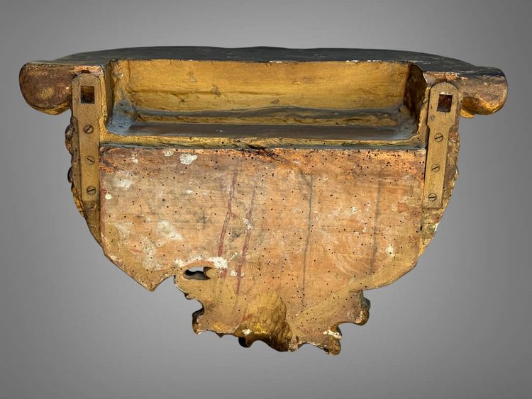 COPPIA DI GRANDI MENSOLE DA PARETE IN LEGNO DORATO E INTAGLIATO DI EPOCA LUIGI XV