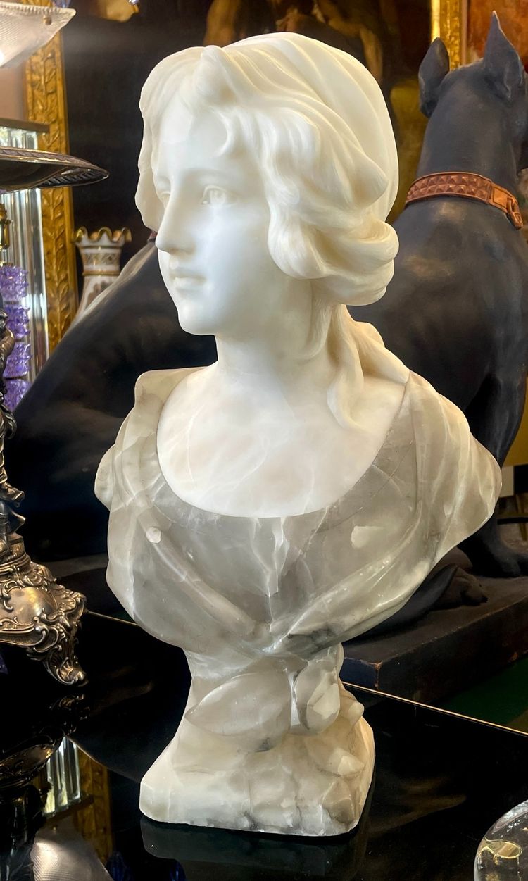 Busto in alabastro, XIX secolo