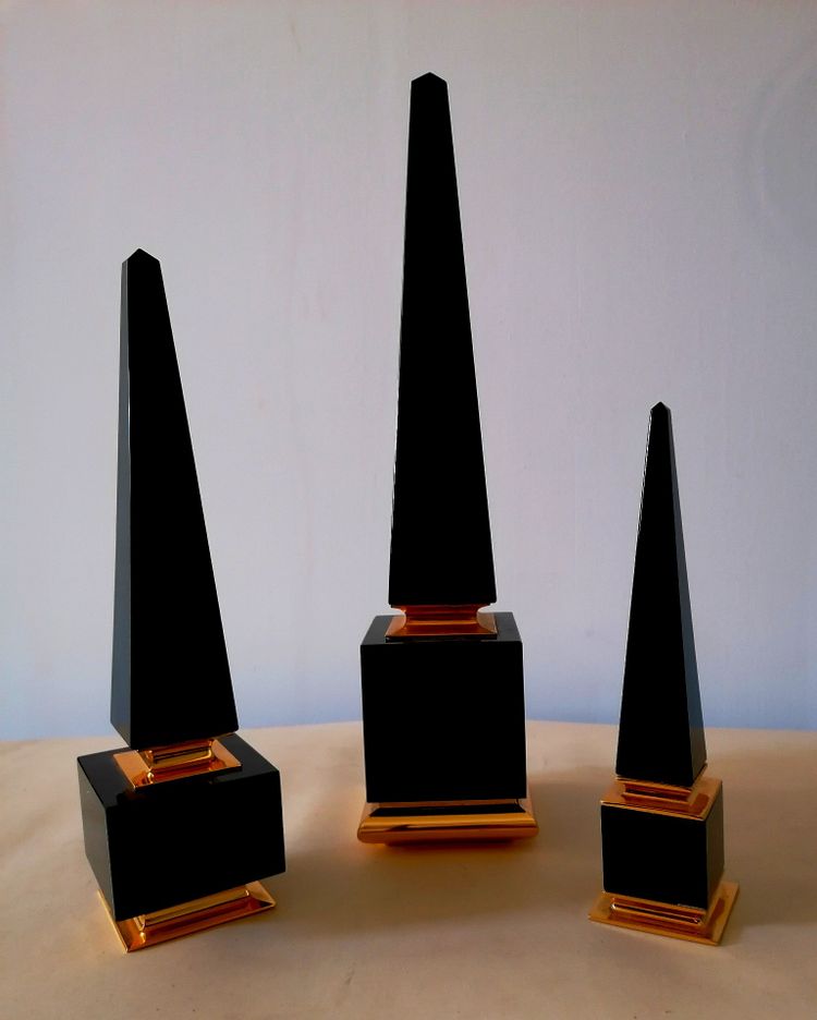 SET OF 3 OBELISKS - SANDRO PETTI ? MAISON JANSEN ? CIRCA 1970 -