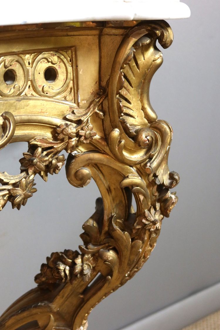 Console en bois doré sculpté style Louis XV époque XIXème