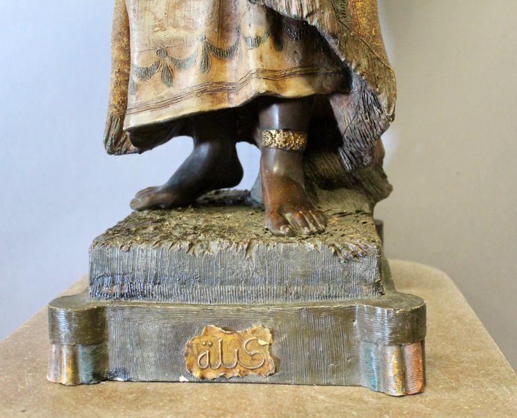 Terracotta policroma raffigurante ALBA secondo Friedrich GOLDSCHEIDER (1845-1897)