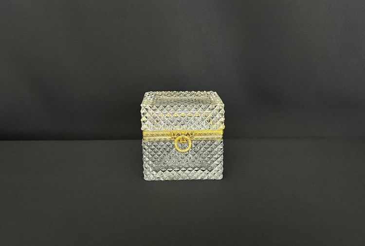 Diamond-cut crystal case, gilt bronze mount, France 19th century