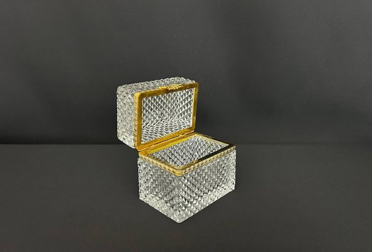 Diamond-cut crystal case, gilt bronze mount, France 19th century