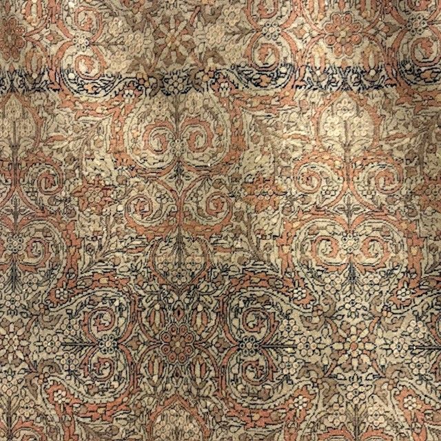 Tapis persan ancien du 19e siècle de grande qualité. Dimensions 214 x 146 cm