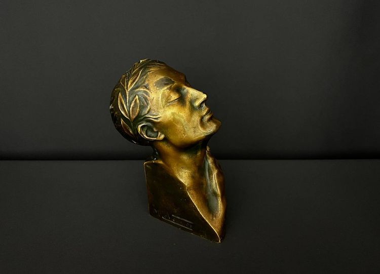 Busto in bronzo patinato firmato M. Le Verrier - Art Déco