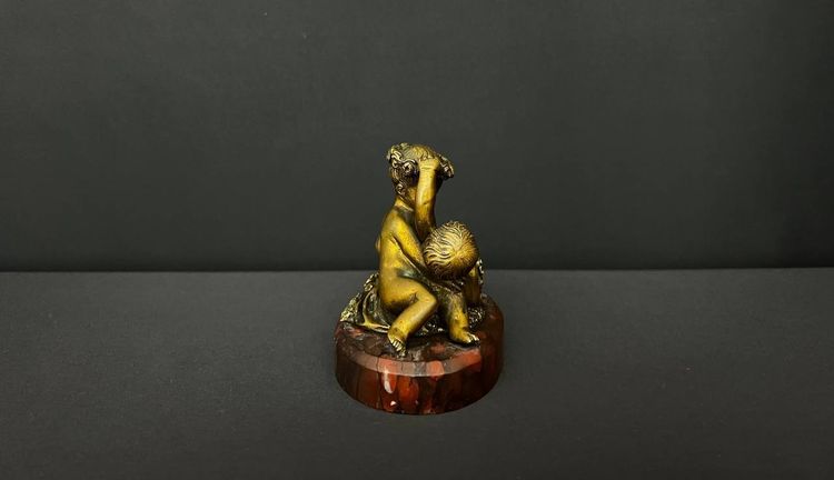 Statuetta in bronzo - Putti che giocano