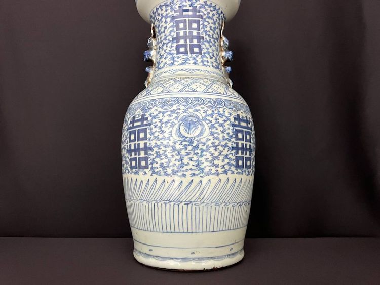 Large Chinese vase in blue and white porcelain - 20th century