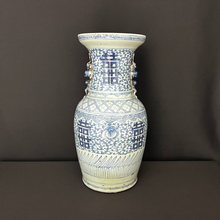 Large Chinese vase in blue and white porcelain - 20th century