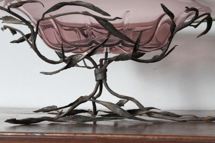  Antico centrotavola Liberty 1930 Umberto Bellotto , vetro murano base ferro battuto. Diametro cm 51