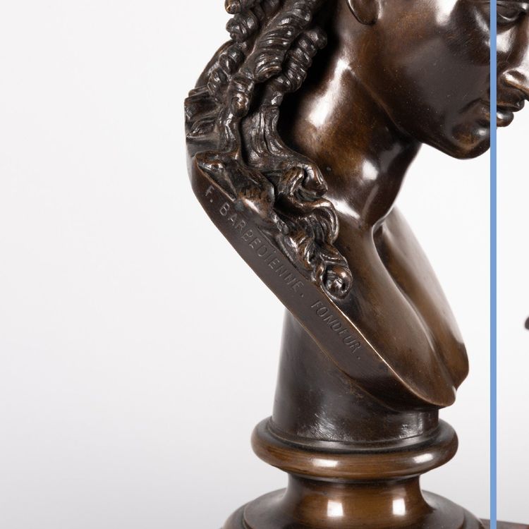 Ferdinand Barbedienne (1810-1892), Garniture de cheminée au vase de Warwick et aux bustes, XIXe