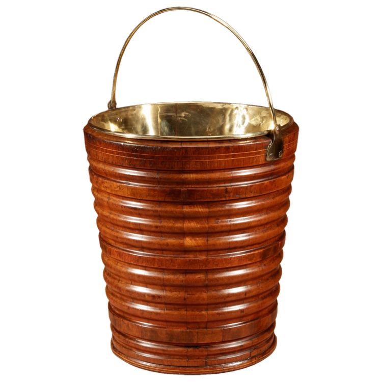 Highly decorative and original peat tea bucket in walnut, jardinière style.