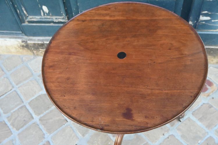 Tavolo con piedistallo in mogano con timbro Canabas fine XVIII secolo