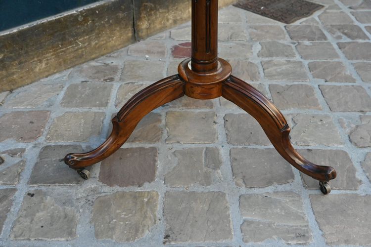 Tavolo con piedistallo in mogano con timbro Canabas fine XVIII secolo