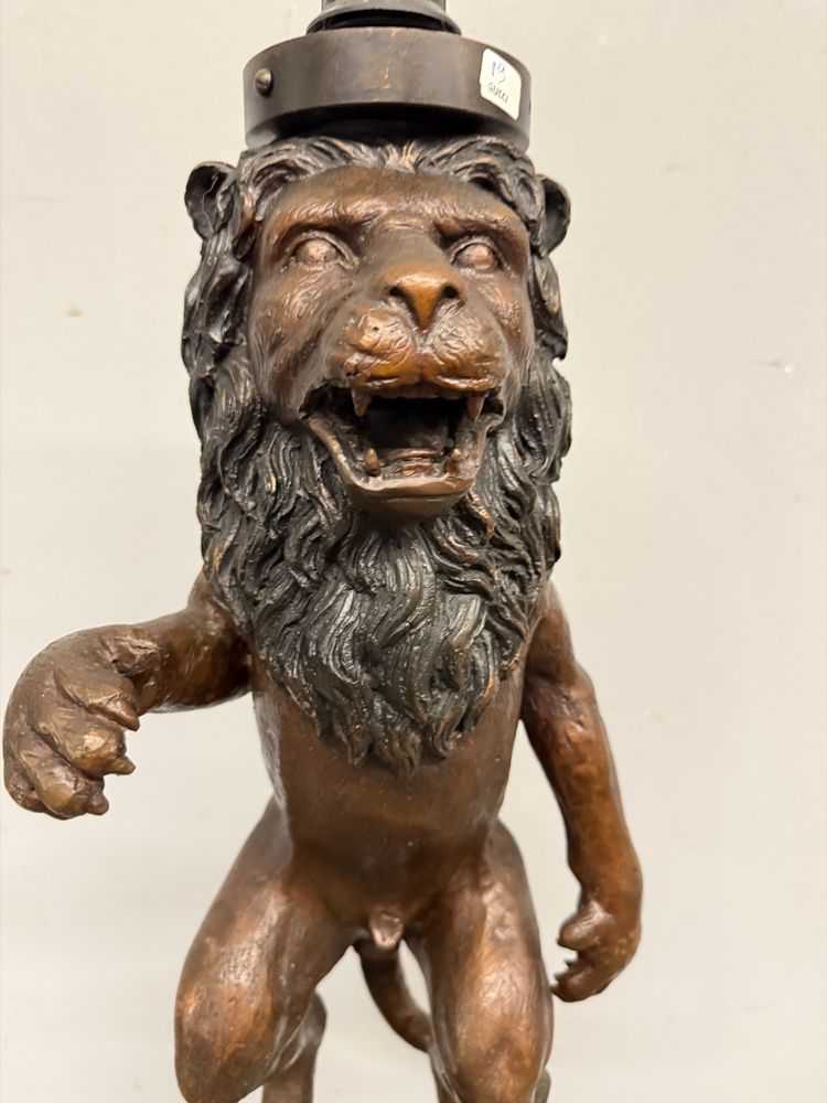 Sculpture ancienne en bronze, lion, 20ème siècle, 82x30cm