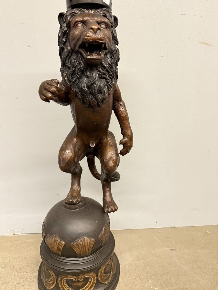 Sculpture ancienne en bronze, lion, 20ème siècle, 82x30cm