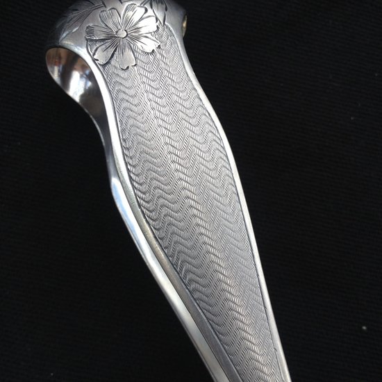 Ice cube/sugar tongs in solid silver, guilloche pattern, silversmith Alphonse DEBAIN 19th century