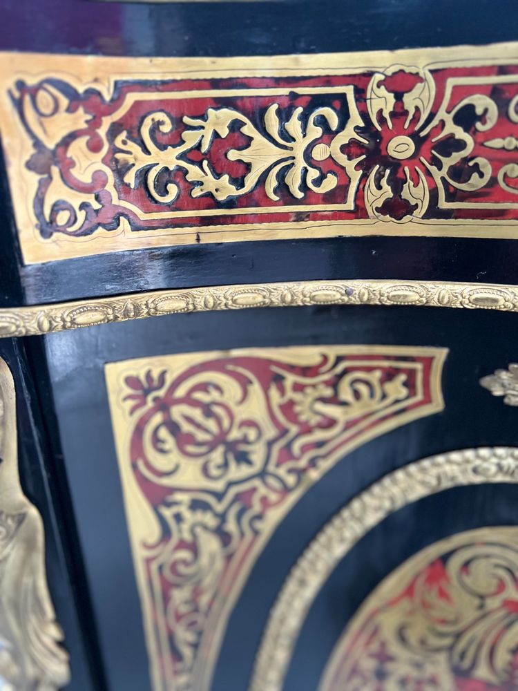 Armadio intarsiato in legno e ottone stile Boulle di Napoleone III del XIX secolo