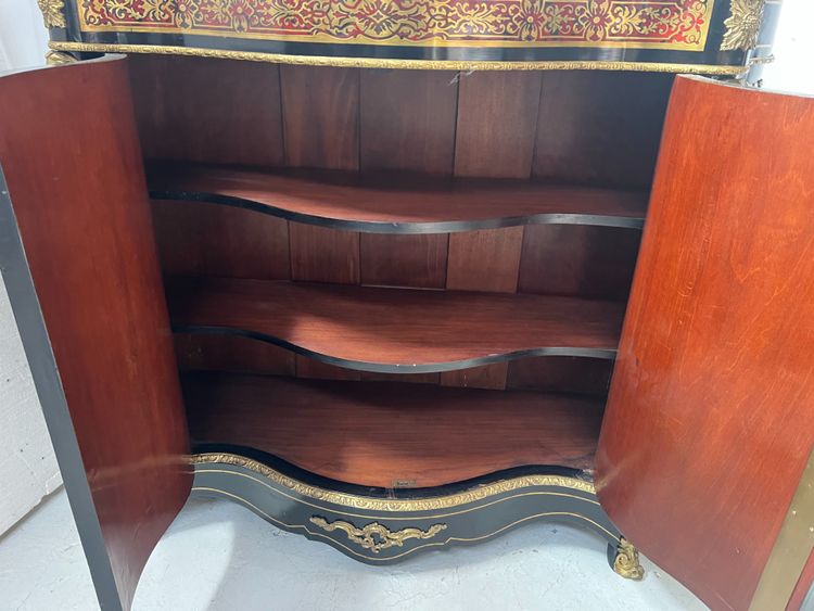 Armadio intarsiato in legno e ottone stile Boulle di Napoleone III del XIX secolo