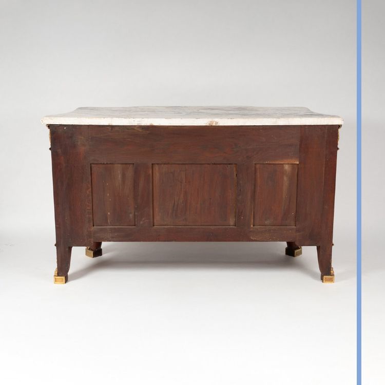 Commode in marquetry of precious woods, gilt bronze and Campan marble, 19th century