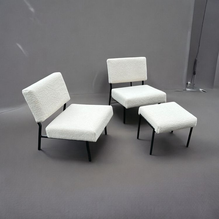 Coppia di sedie e ottomane o tabouret Années 60 Pierre Guariche - Poltrone