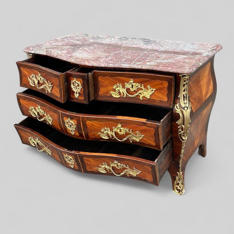 Importante Commode Tombeau En Marqueterie Estampillée De P. A Galligné époque Louis XV XVIIIème