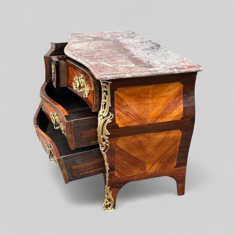 Importante Commode Tombeau En Marqueterie Estampillée De P. A Galligné époque Louis XV XVIIIème