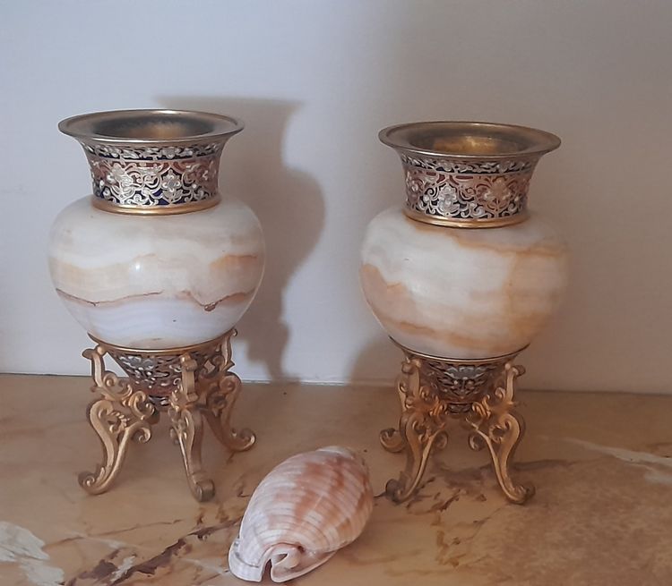 Onyx-bronze-enamel vases 19th century