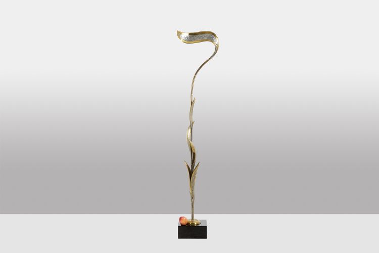 Maison Honoré. Lampada da terra in ottone dorato. Circa 1970. LS5915539M