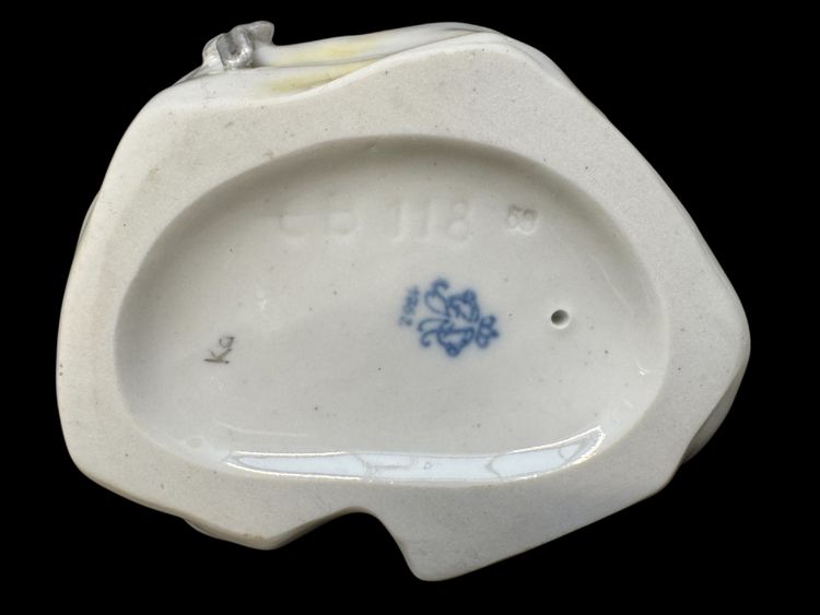 Volkstedt - Porcelain figure of a smiling monk by Emil Paul Börner