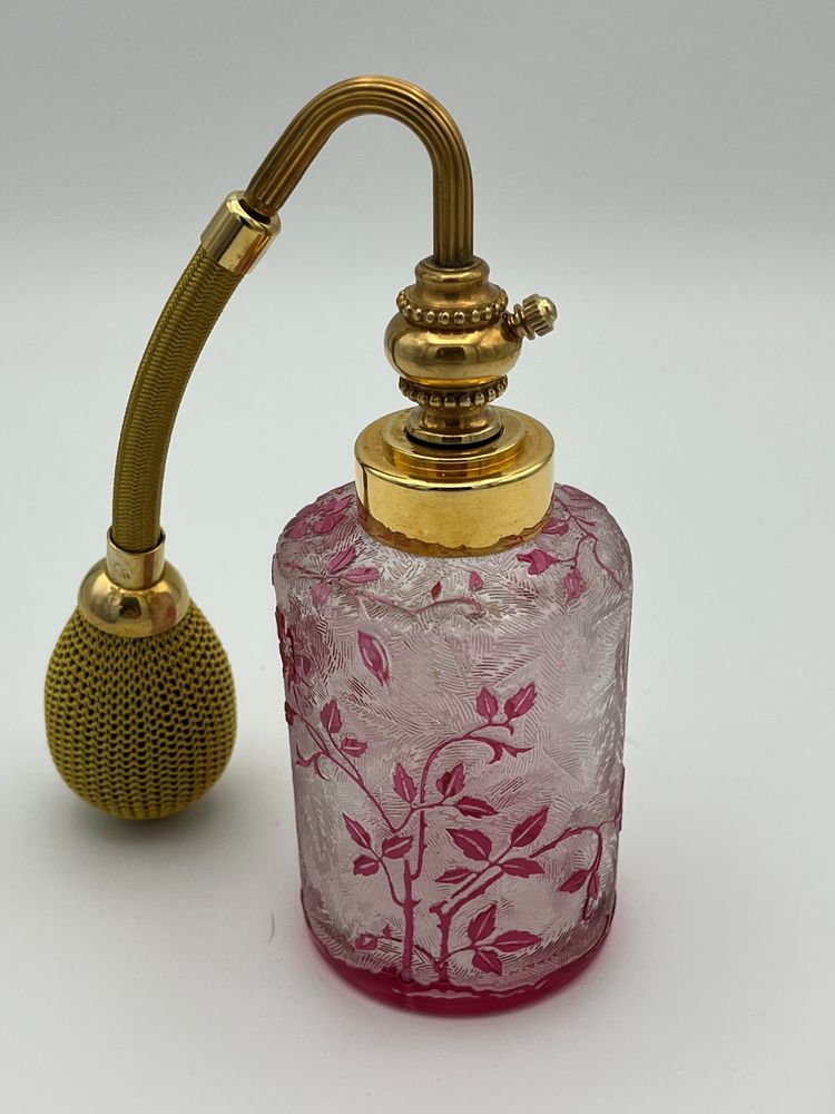 Spray profumo Baccarat, modello Eglantier