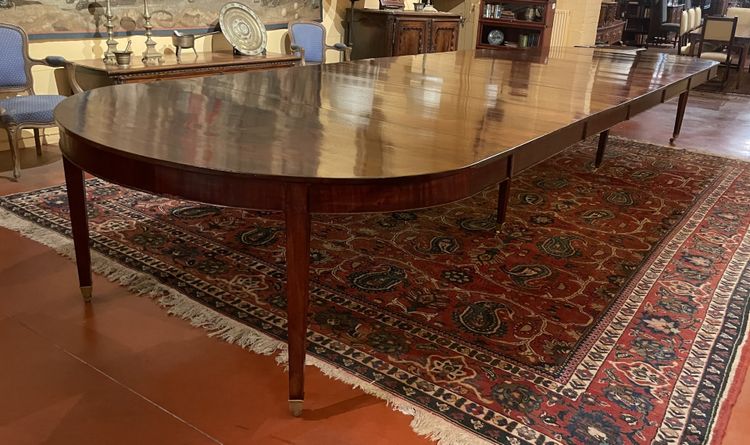 table de salle à manger 8 pieds Louis XVI en acajou de 5m30 de long